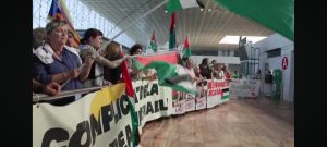 Cómo ver en directo la llegada de los activistas de la Global Sumud Flotilla al Aeropuerto de Barcelona-El Prat